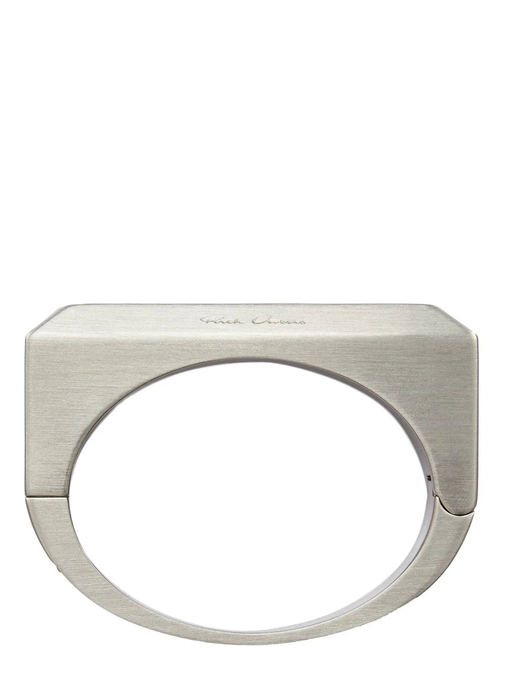 BEVELED BANGLE
