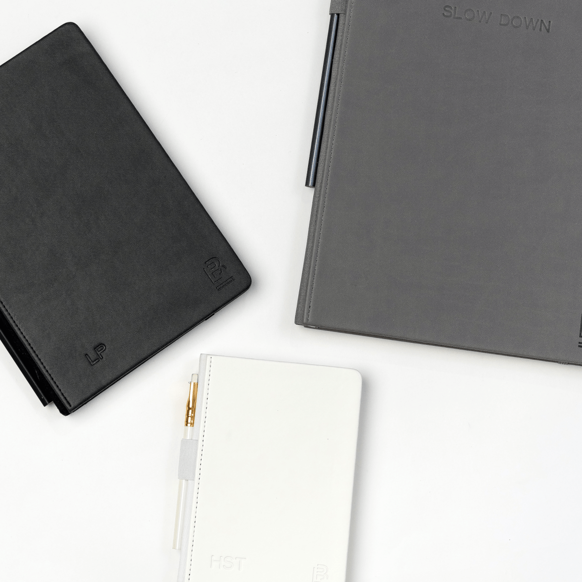 Blackwing Medium (A5) Slate Notebook - White: Blank