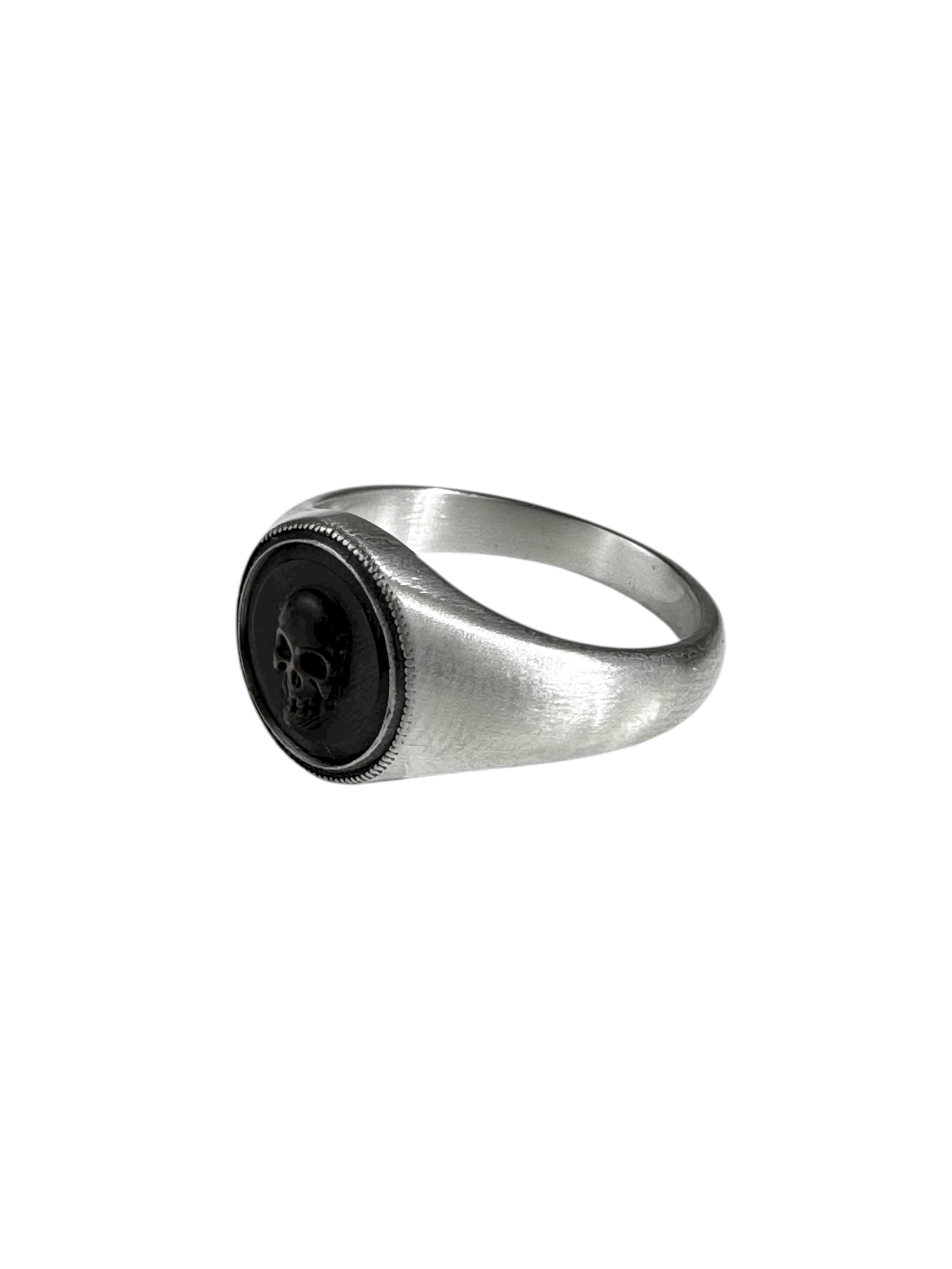 SKULL CAMEO RING