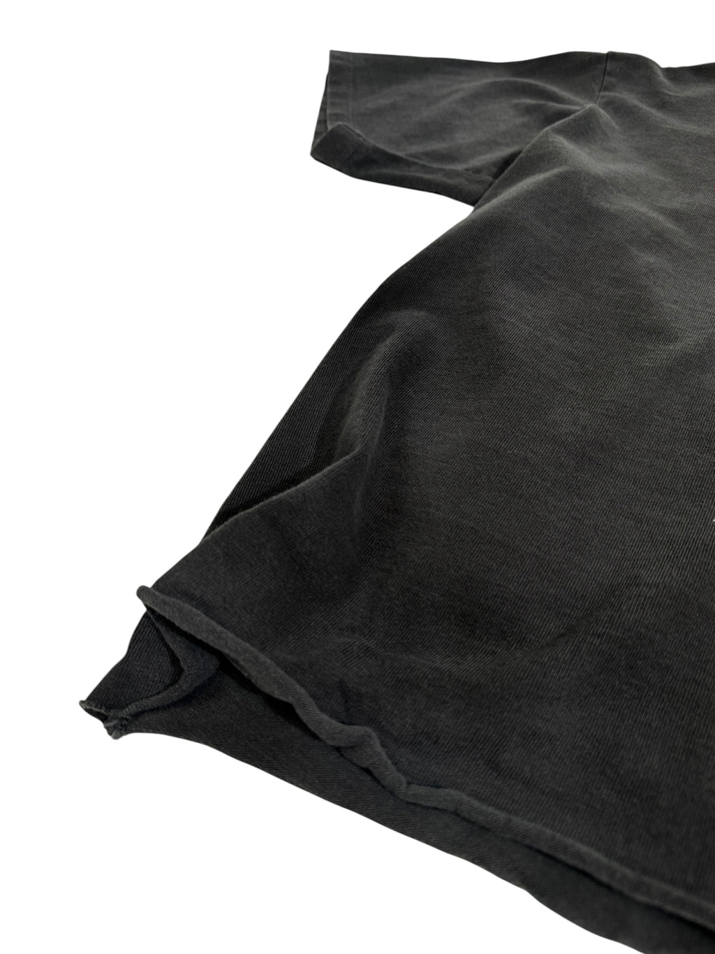 RAW HEM TEE