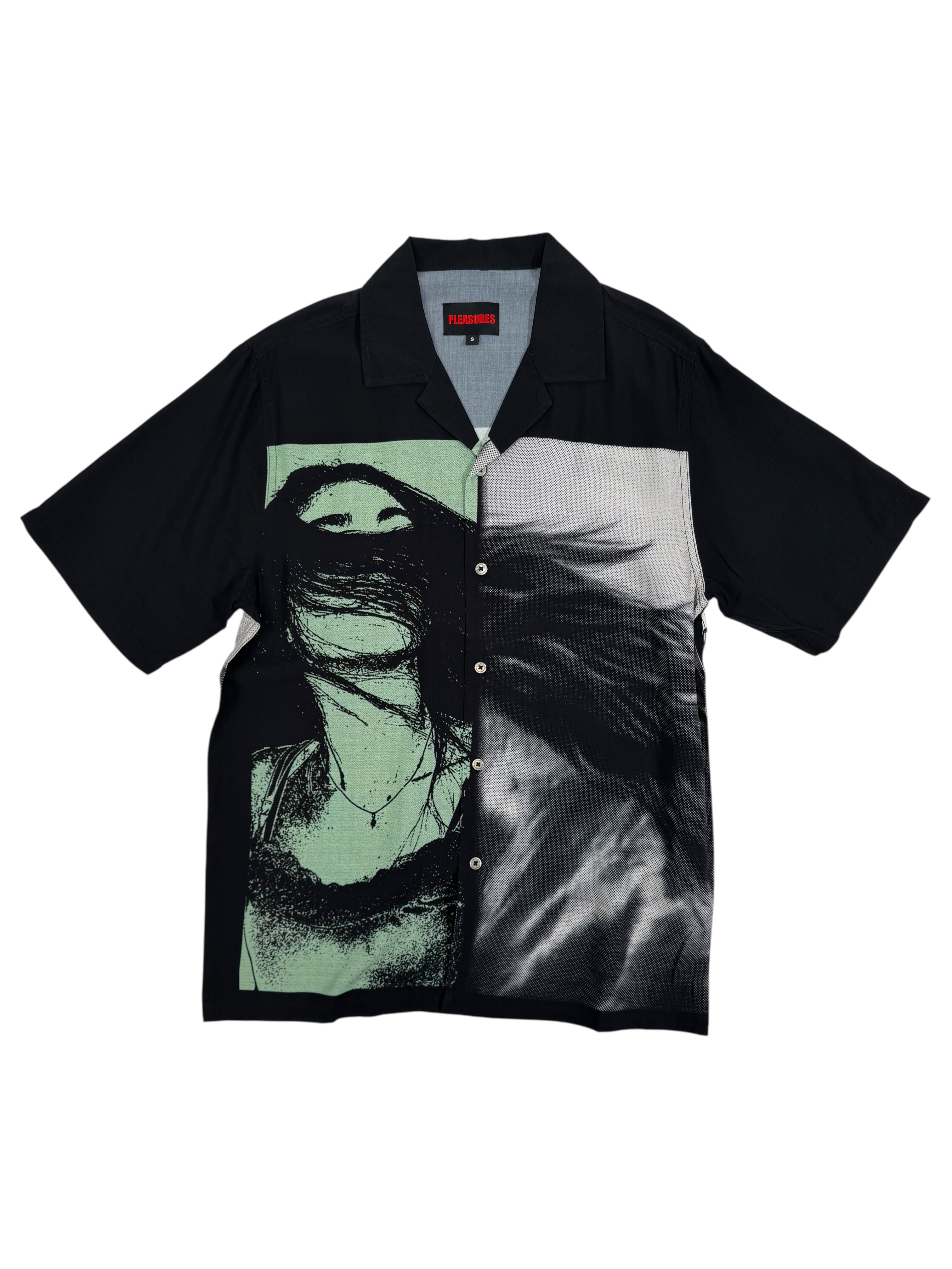HORSE HAIR BUTTON UP
