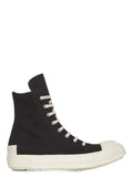 SNEAKS