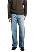 RELAXED DENIM / LIGHT WASH