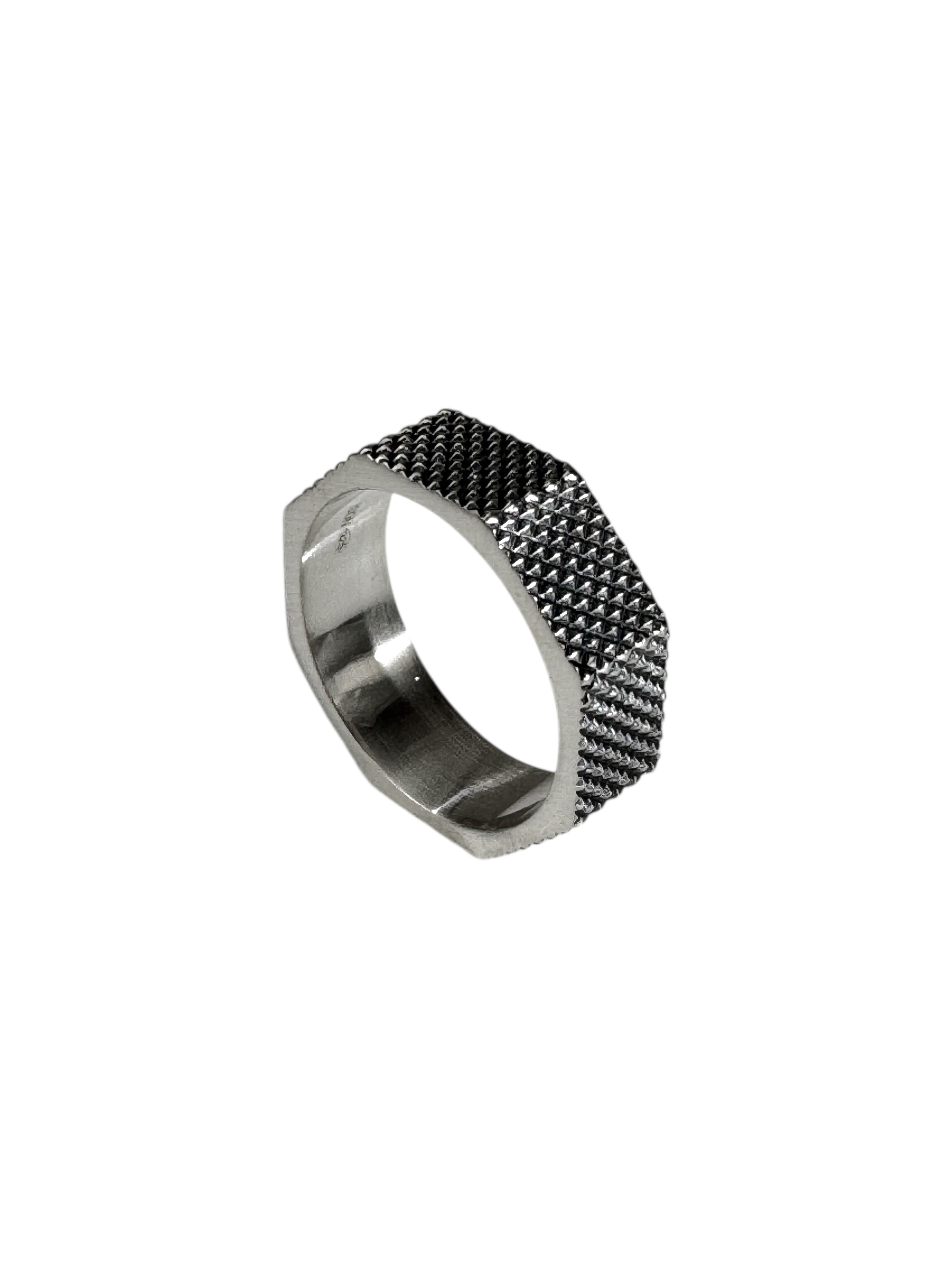 VAULT RING