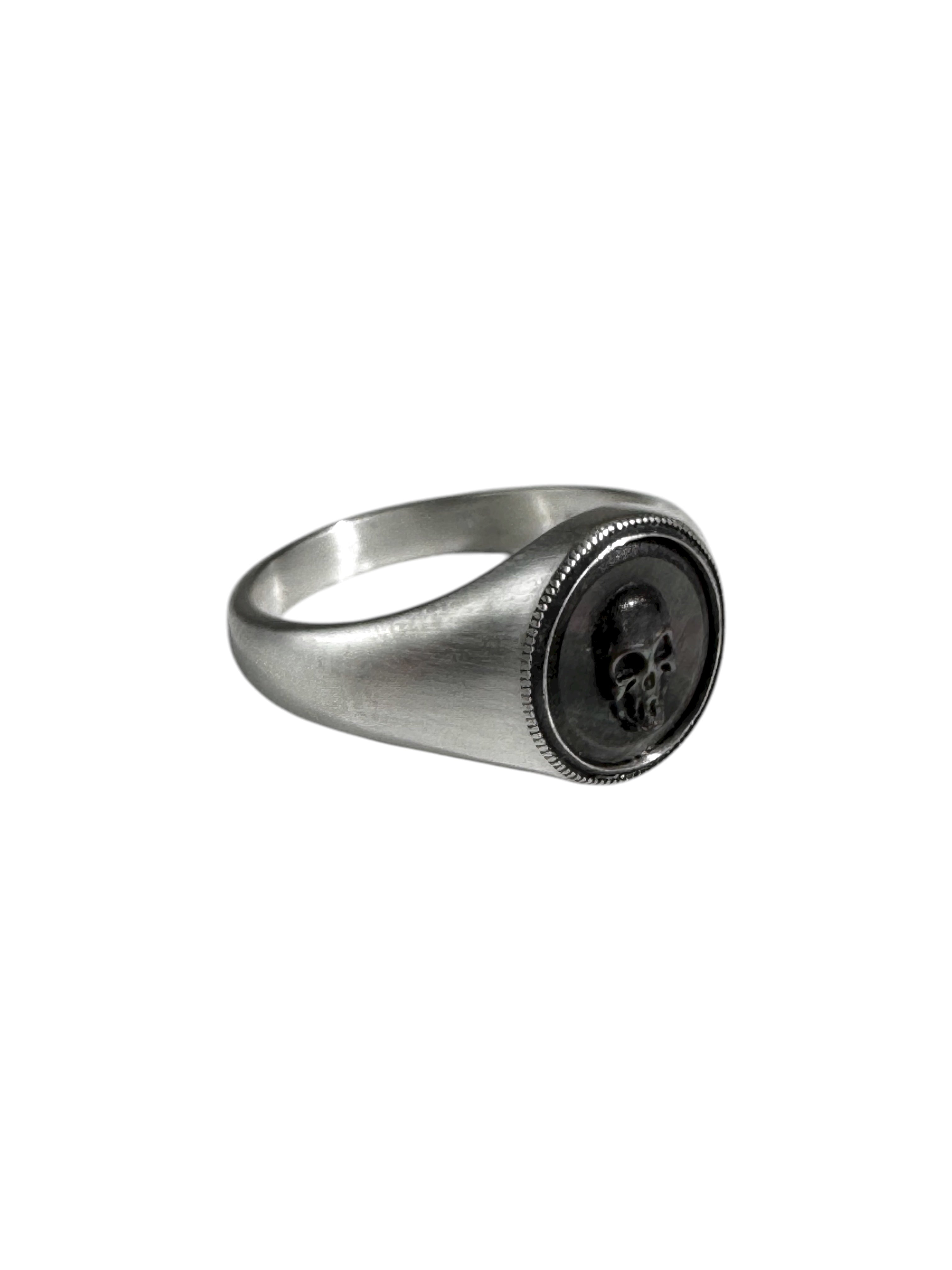 SKULL CAMEO RING