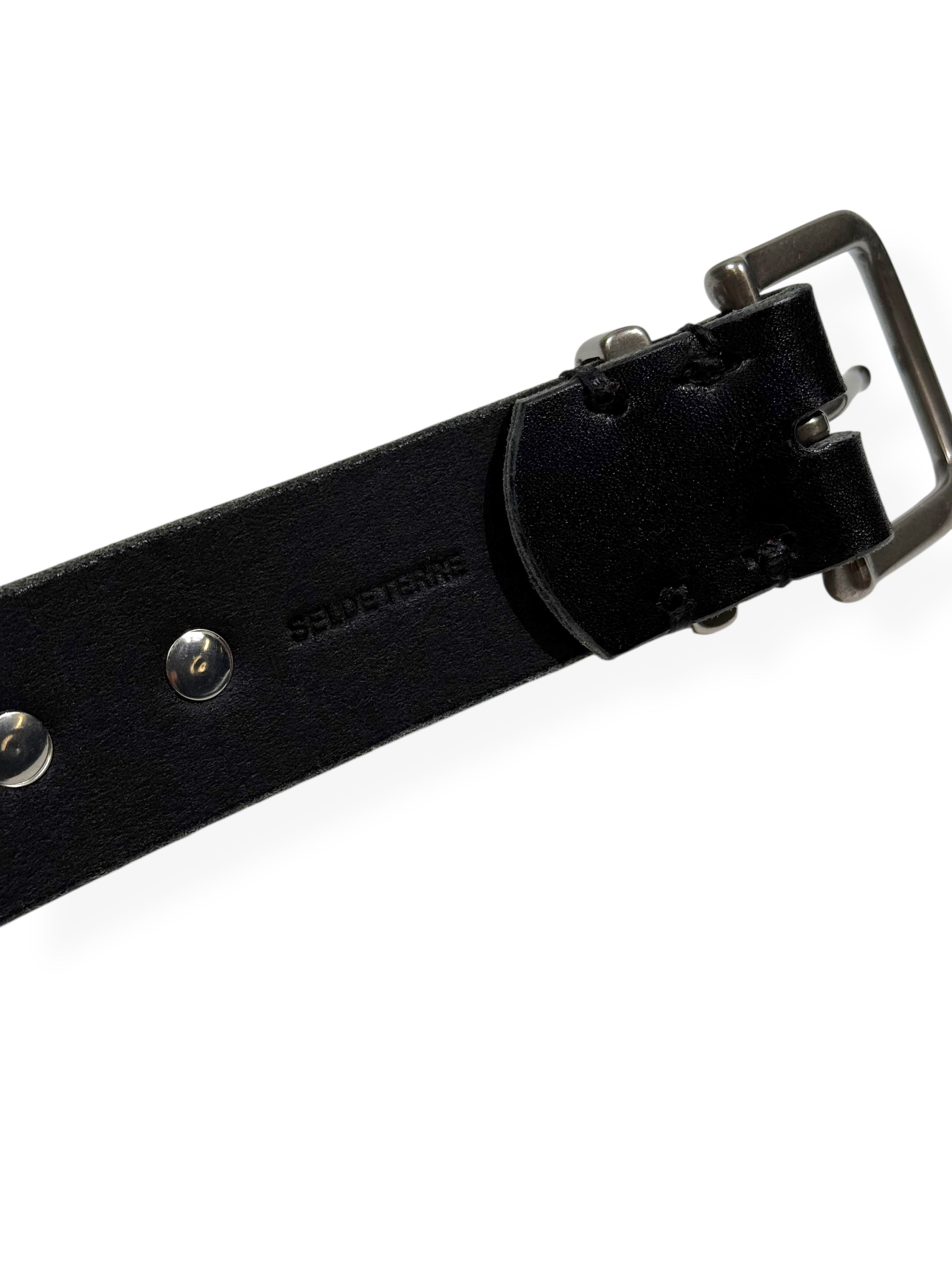 STUDDED BELT