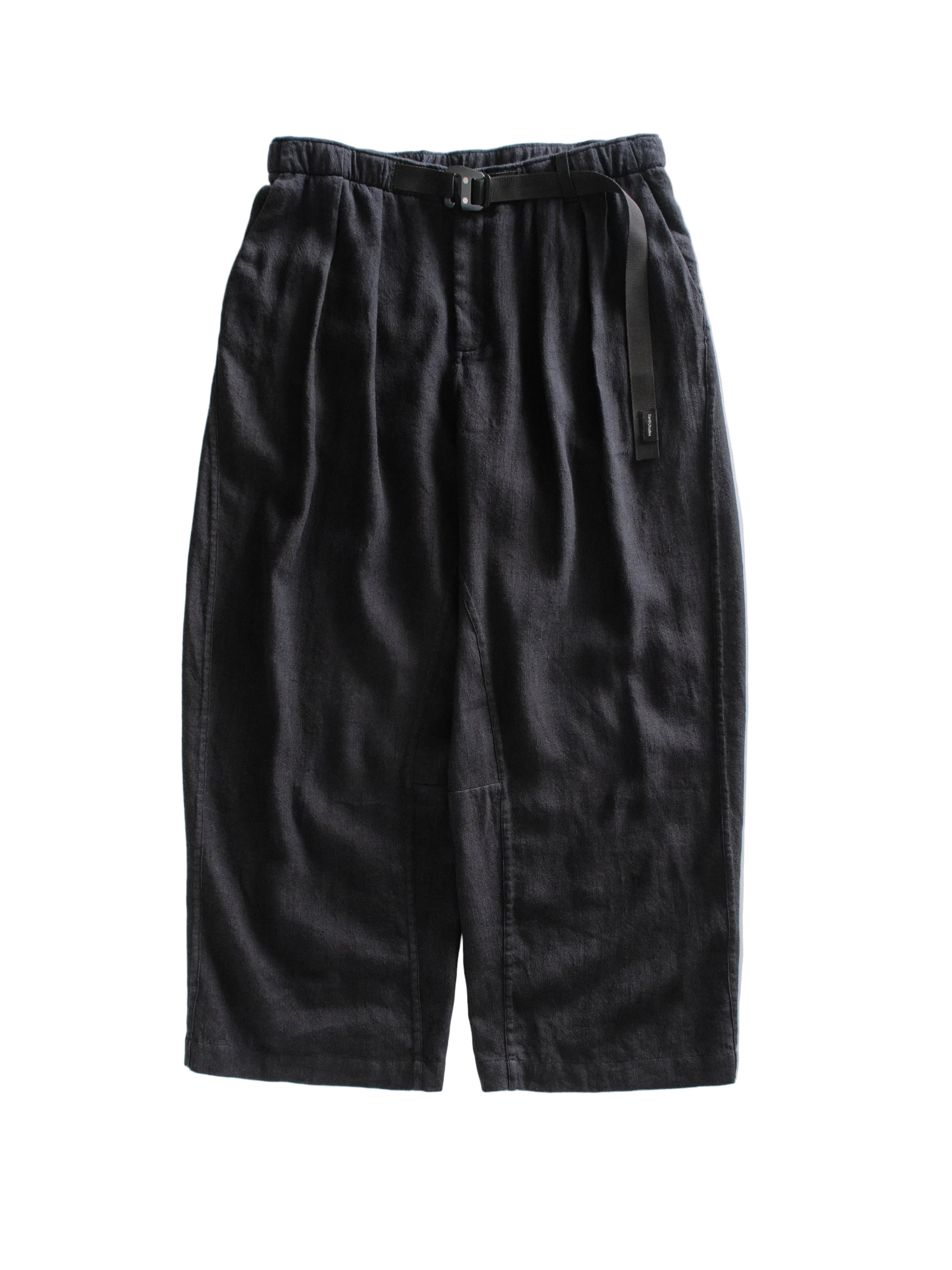 PLEATED TROUSERS