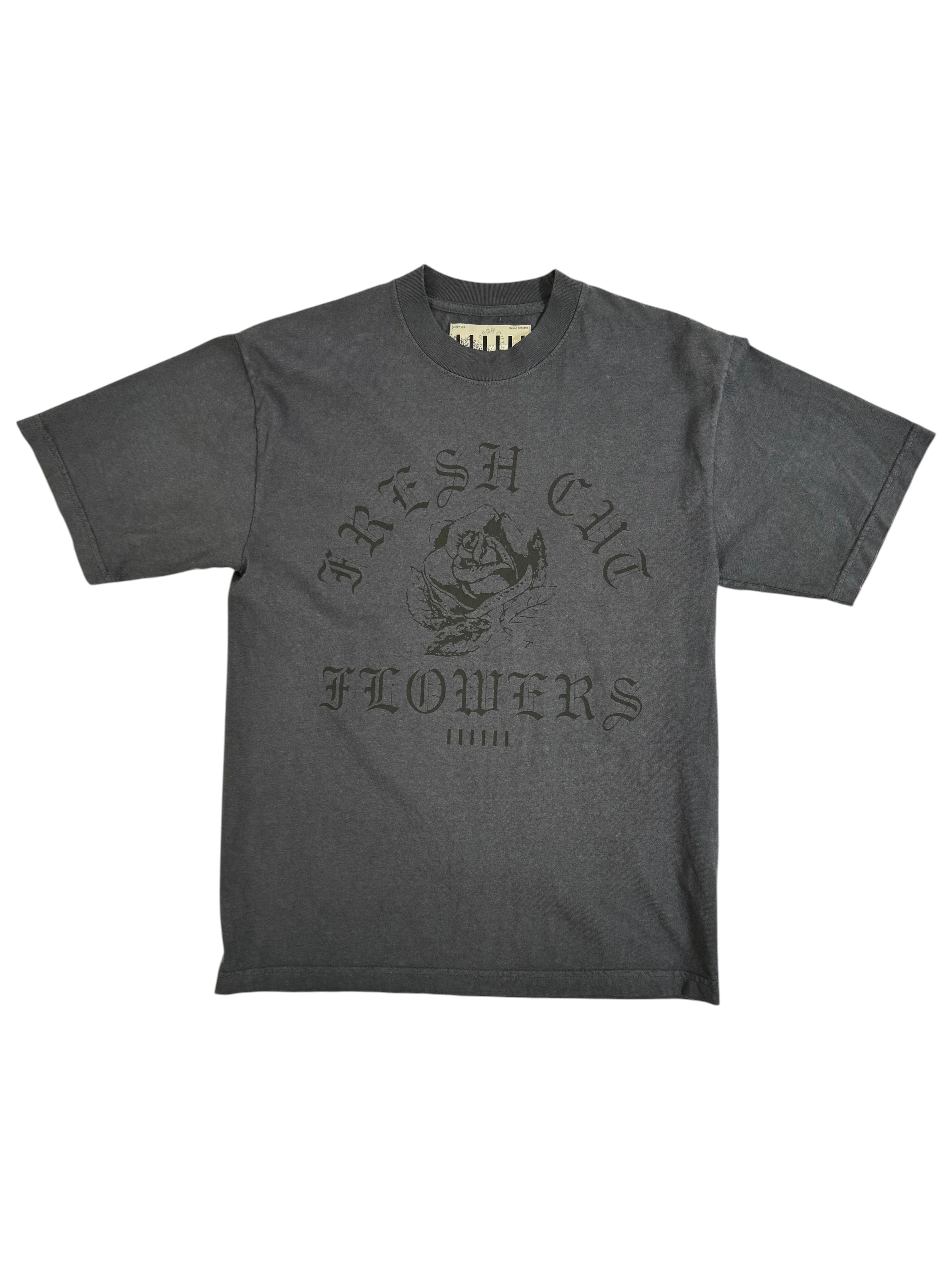 MACHUS FLOWERS TEE