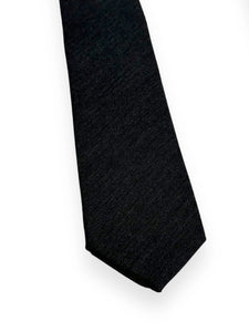 CURVED BARBELL NECKTIE