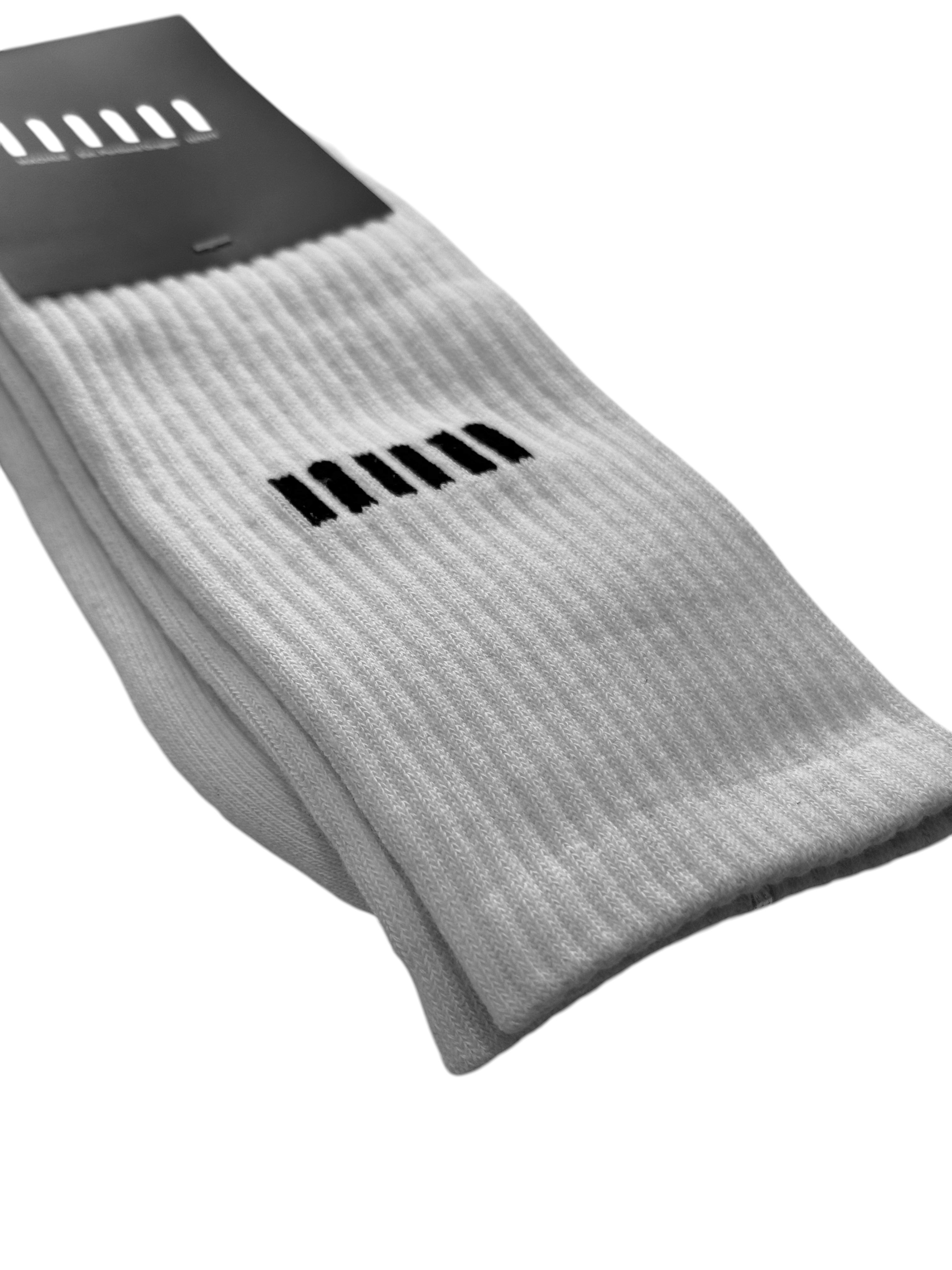 SHOP SOCKS