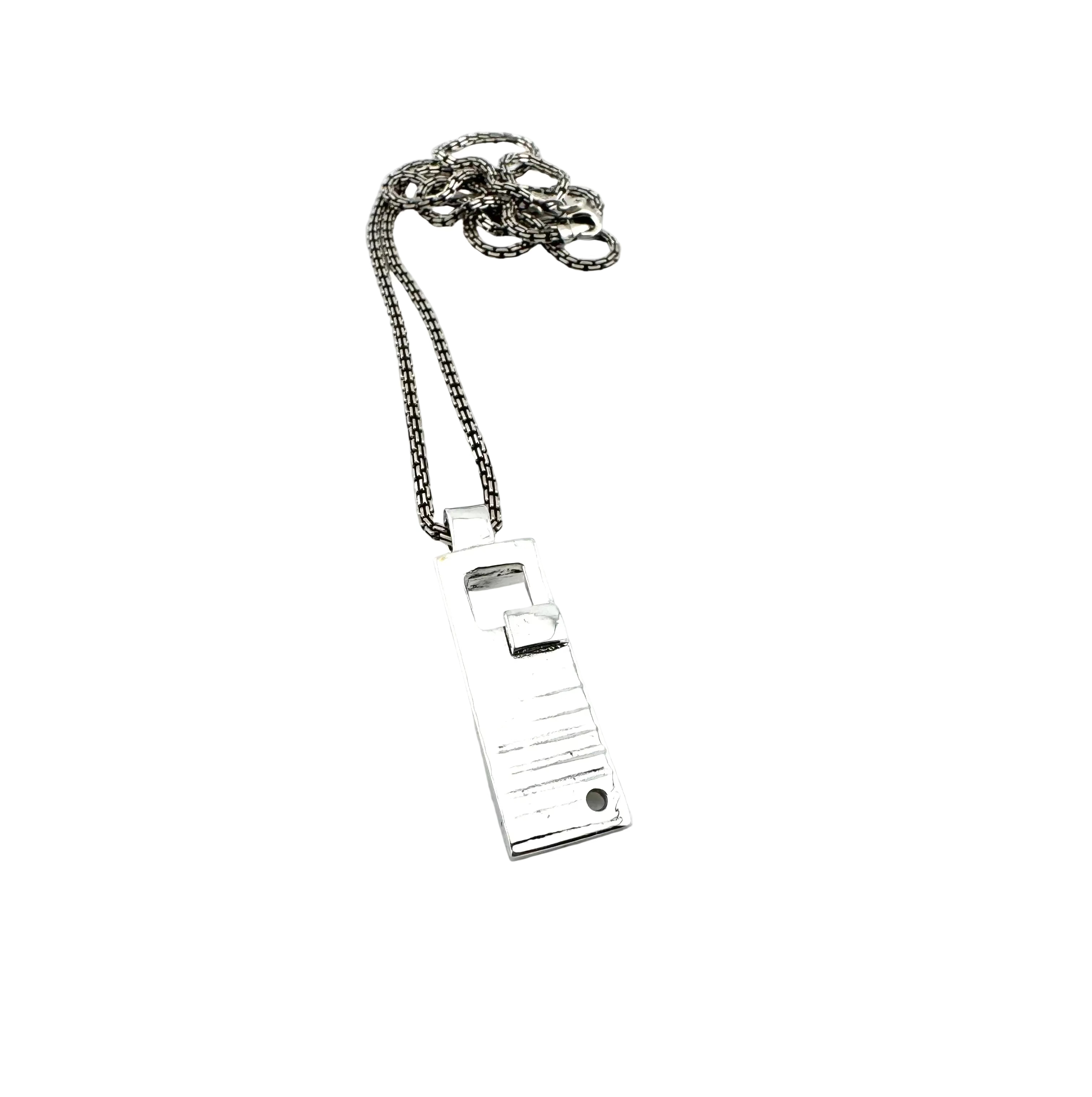 11N7 NECKLACE