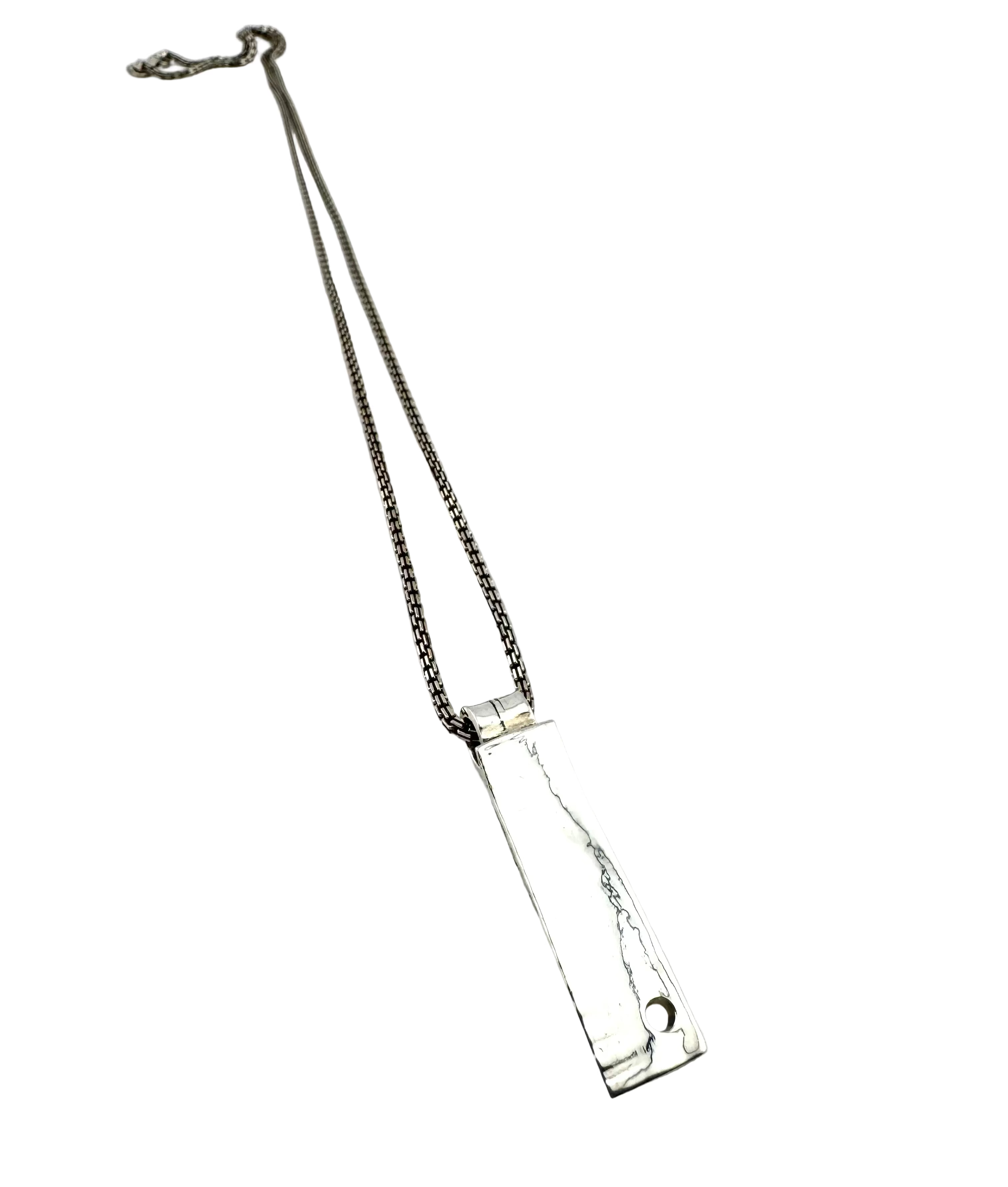 11N1 NECKLACE