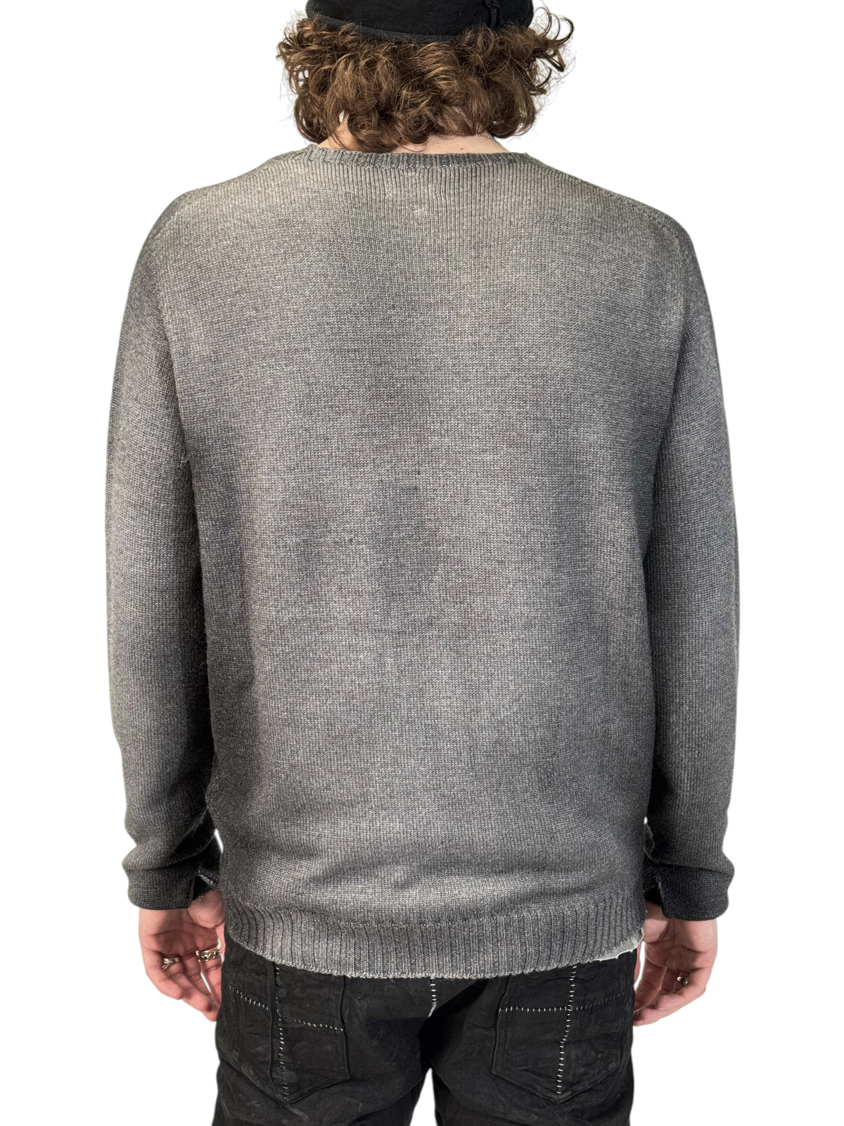 OMBRE FADE SCAR SWEATER