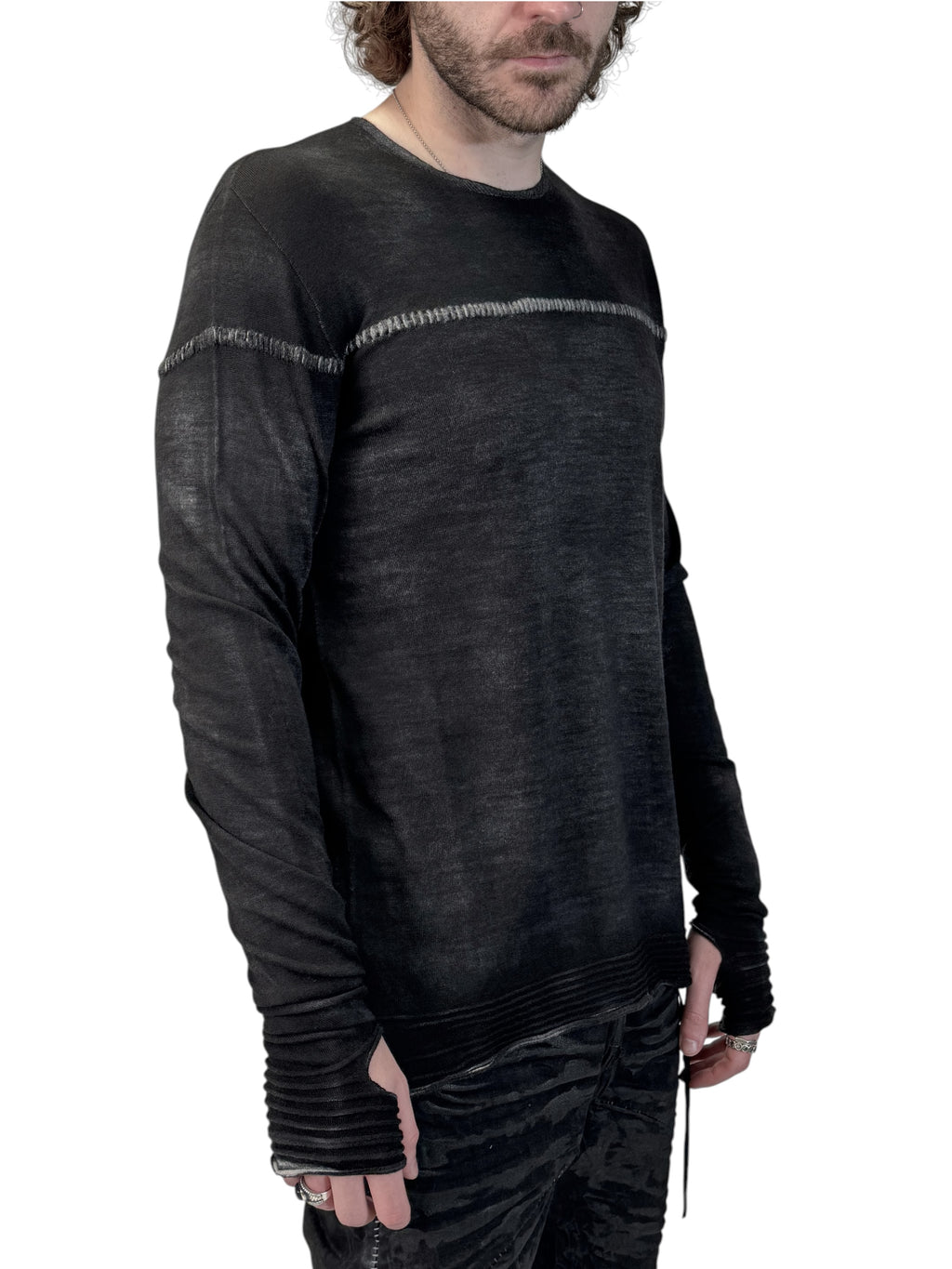 HORIZONTAL SCAR SWEATER