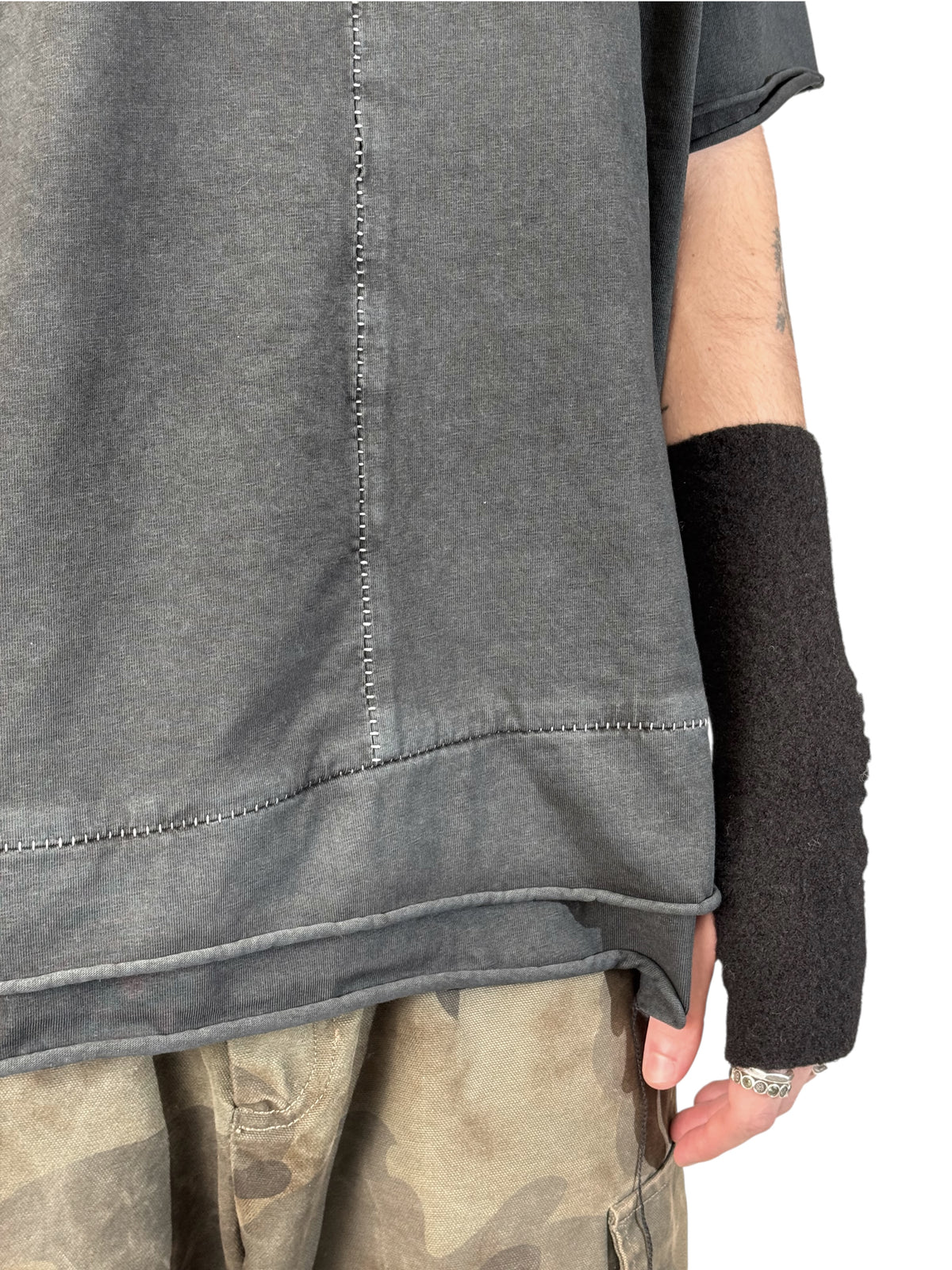 CENTER SEAM BOX TEE