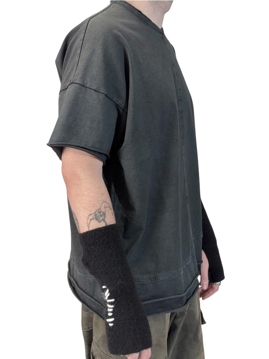 CENTER SEAM BOX TEE