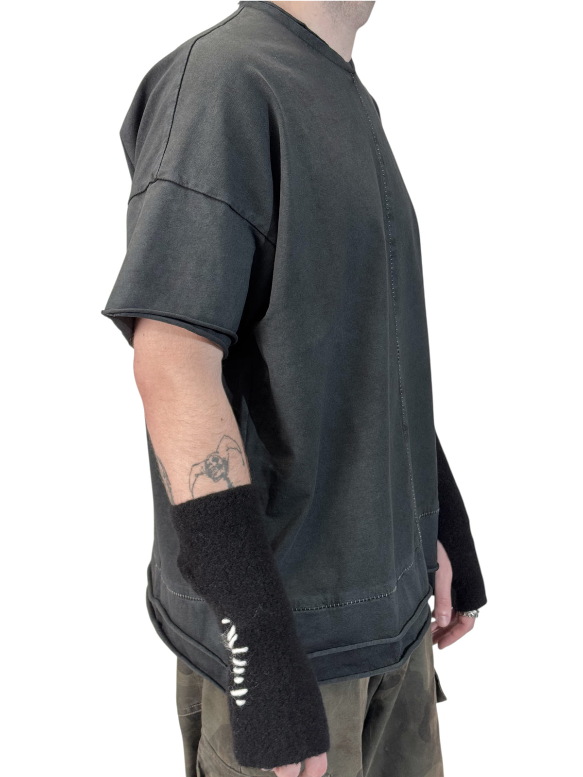 CENTER SEAM BOX TEE
