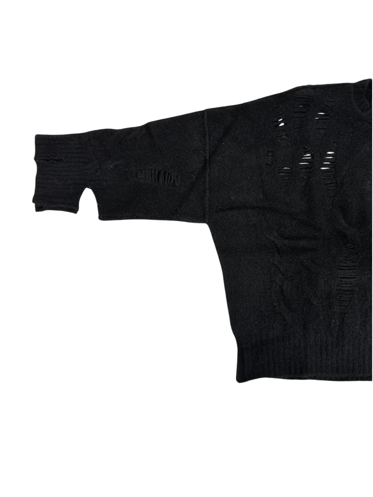 PIERCING SWEATER