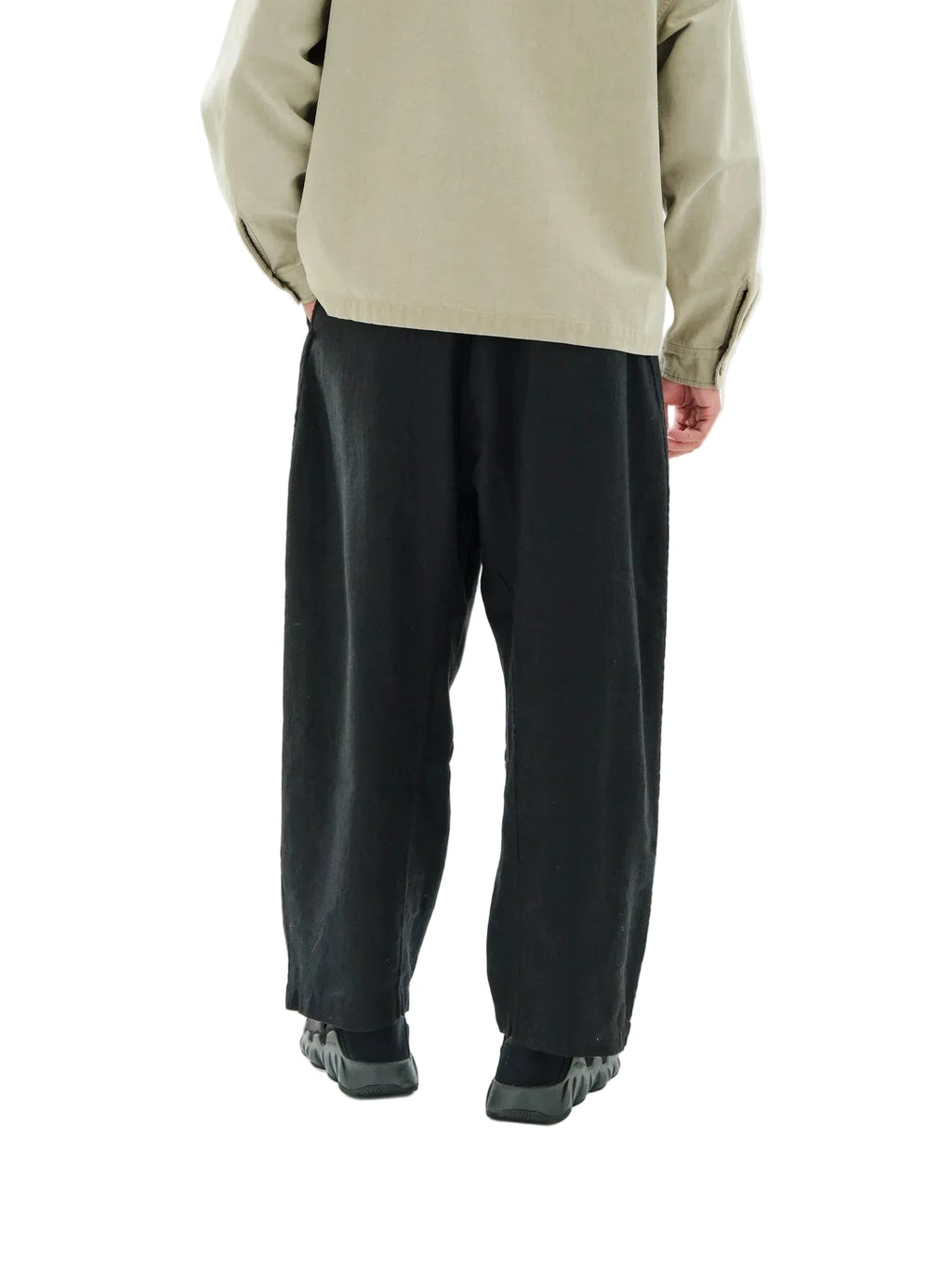 PLEATED TROUSERS