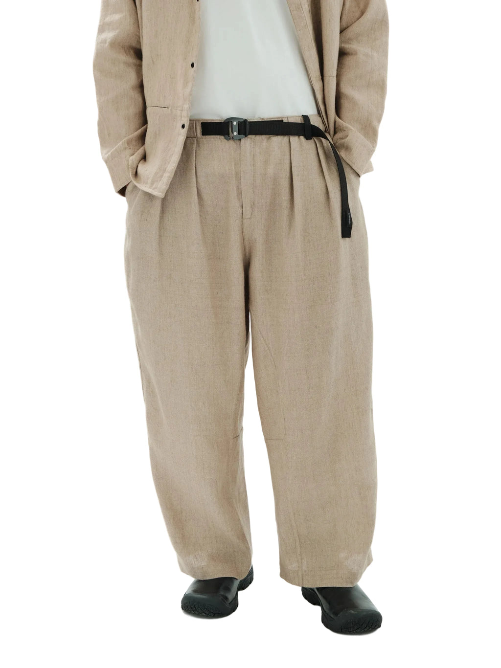 PLEATED TROUSERS / NATURAL