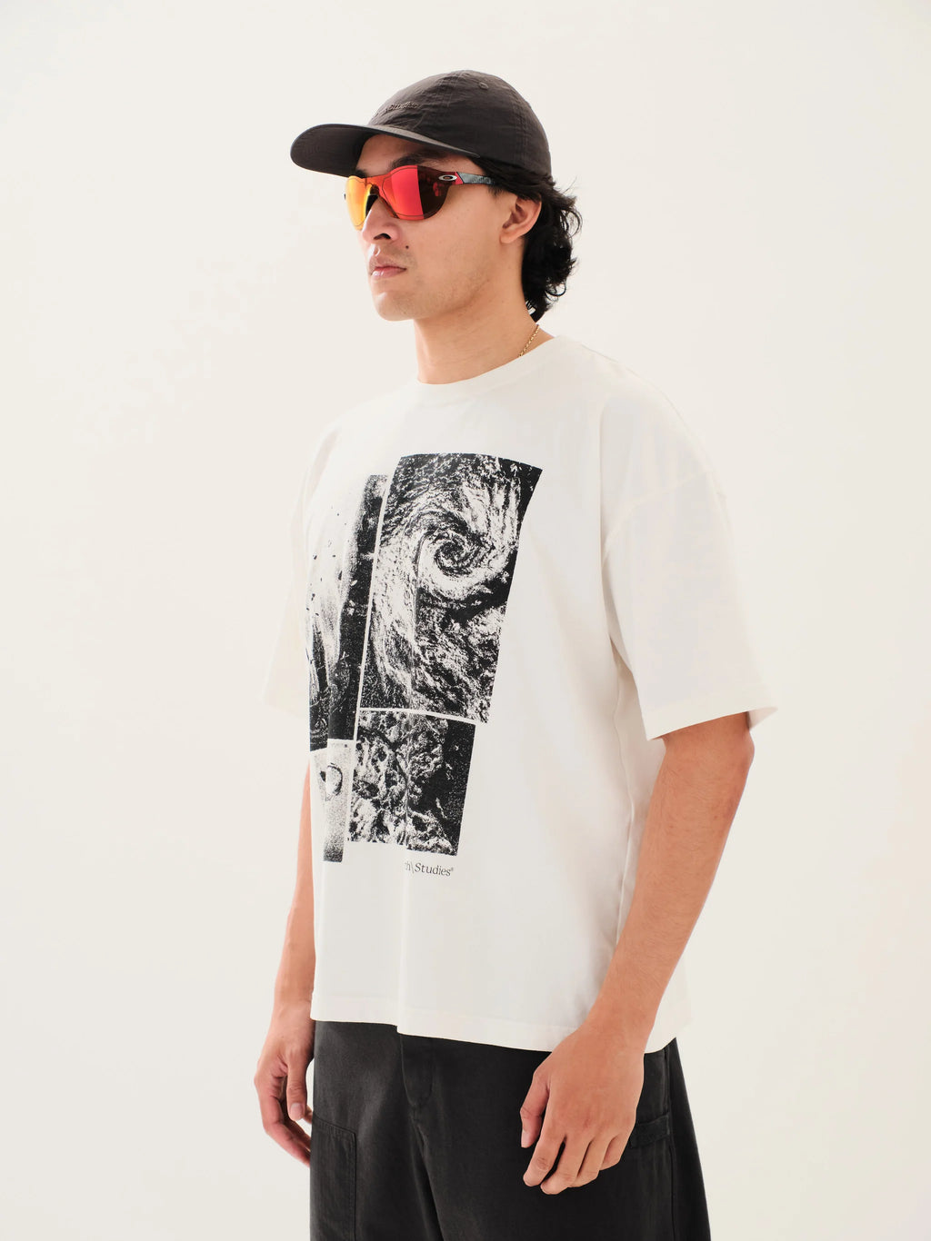 PROJECTION TEE