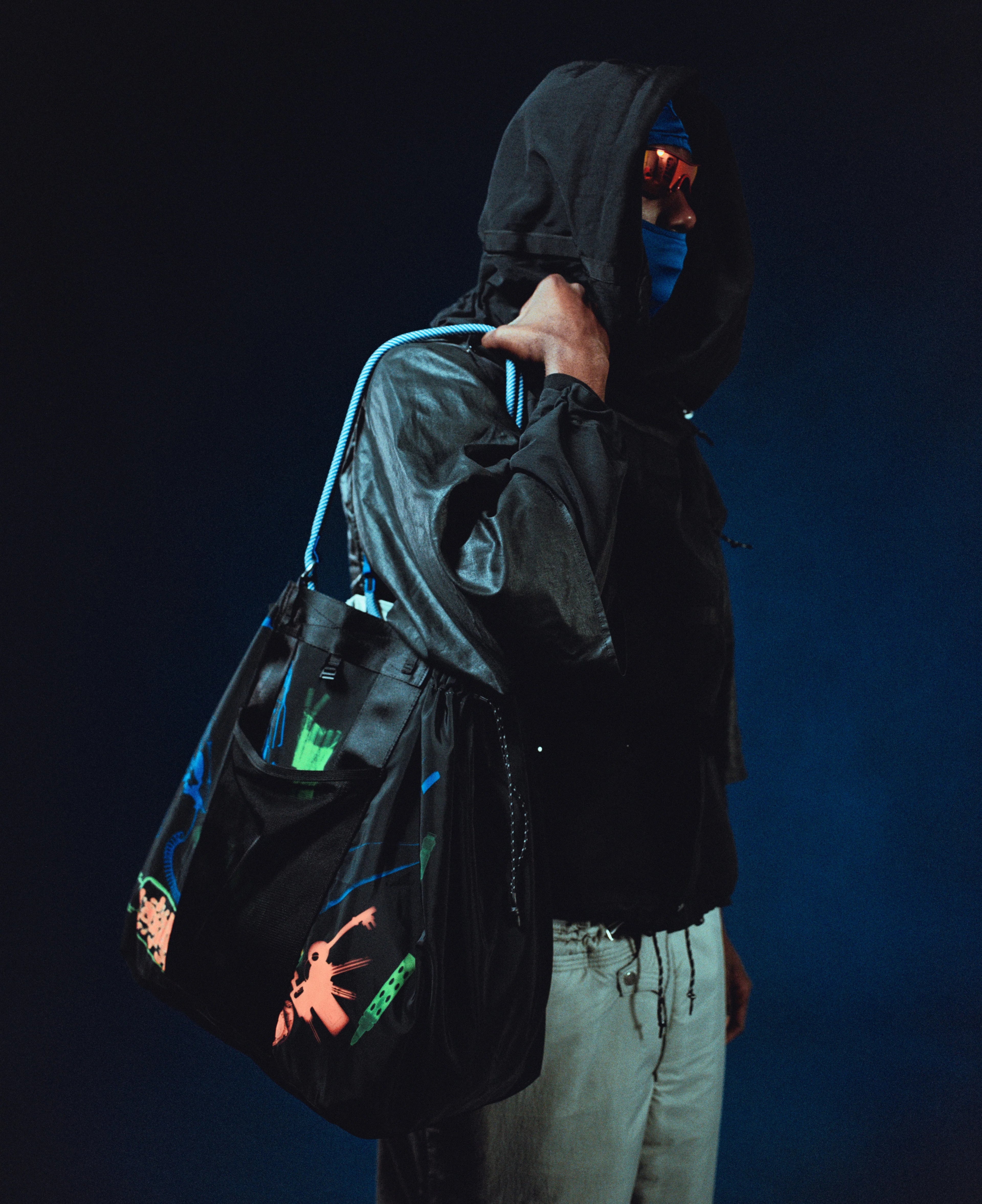 SUMMIT TOTE