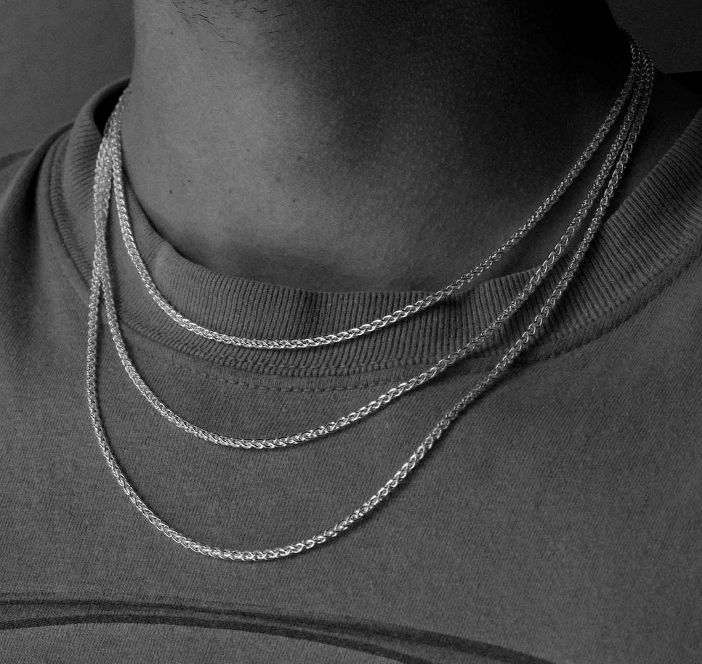 SPIKE CHAIN NECKLACE