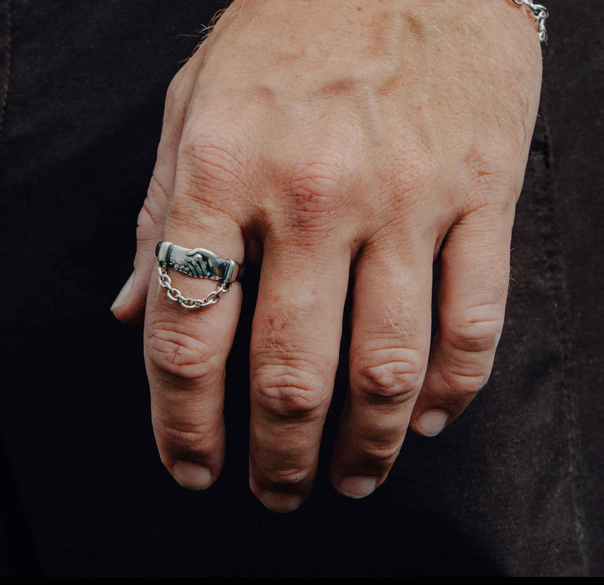 LOOSE ENDS RING