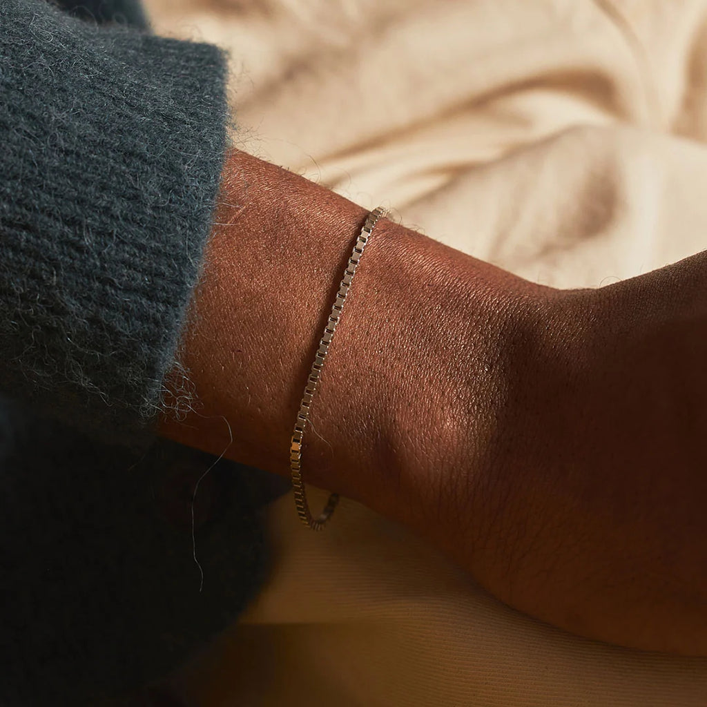 BOX CHAIN BRACELET