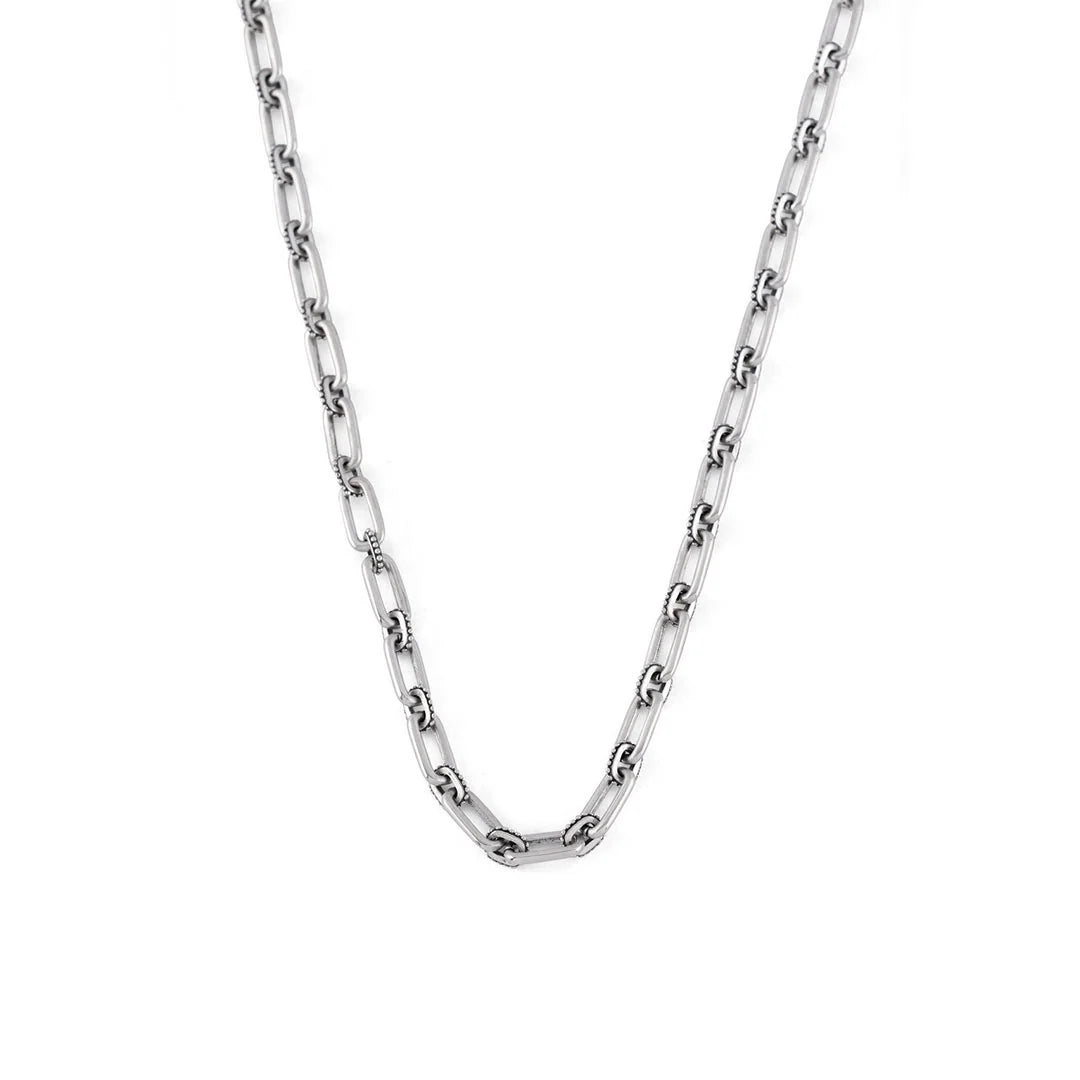 TRAITORS CHAIN