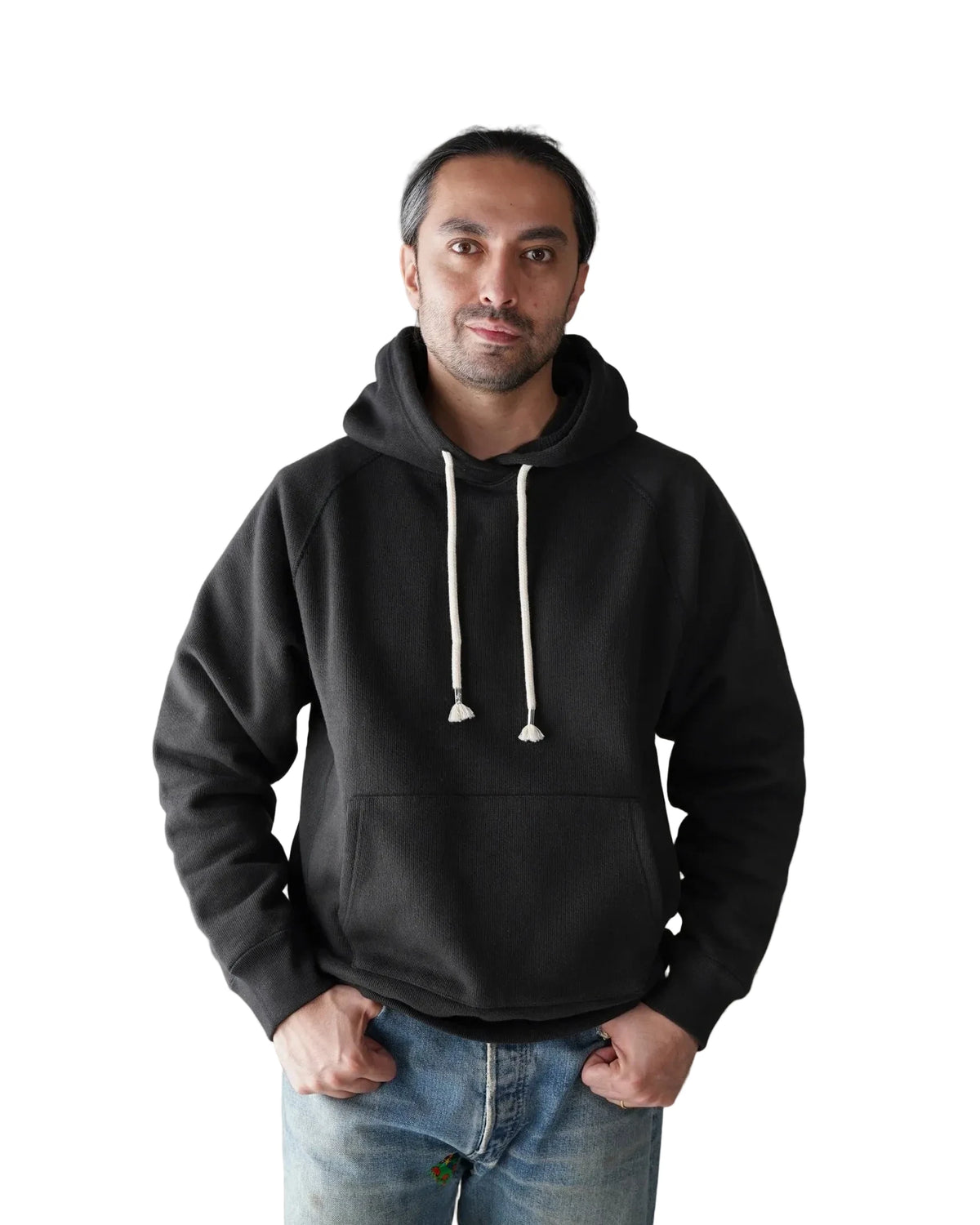 PULLOVER HOODIE