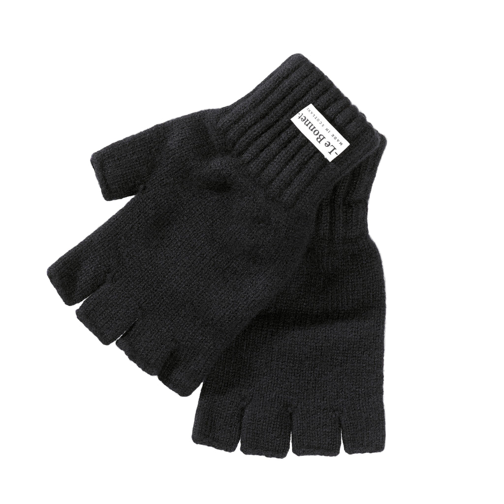 FINGERLESS GLOVES