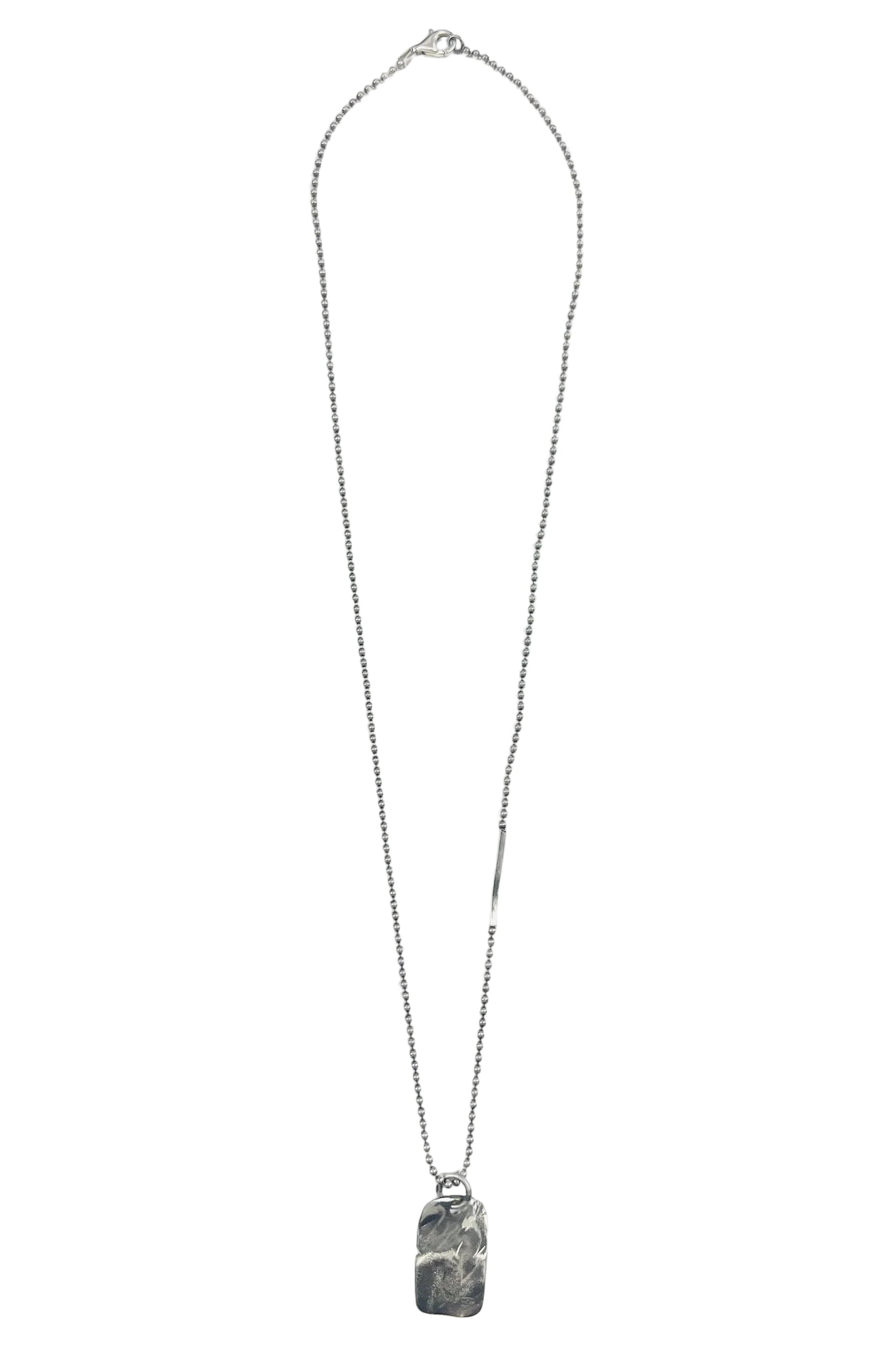 DISTRESSED DOG TAG NECKLACE