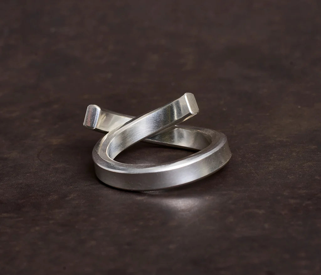 EMBRACE / RING