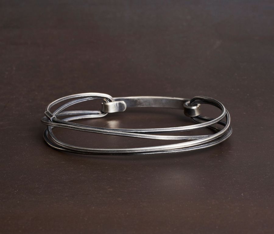 TRACK BRACELET