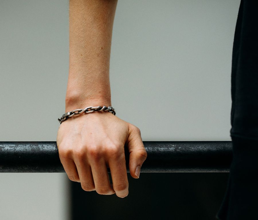 ANCHOR CHAIN BRACELET