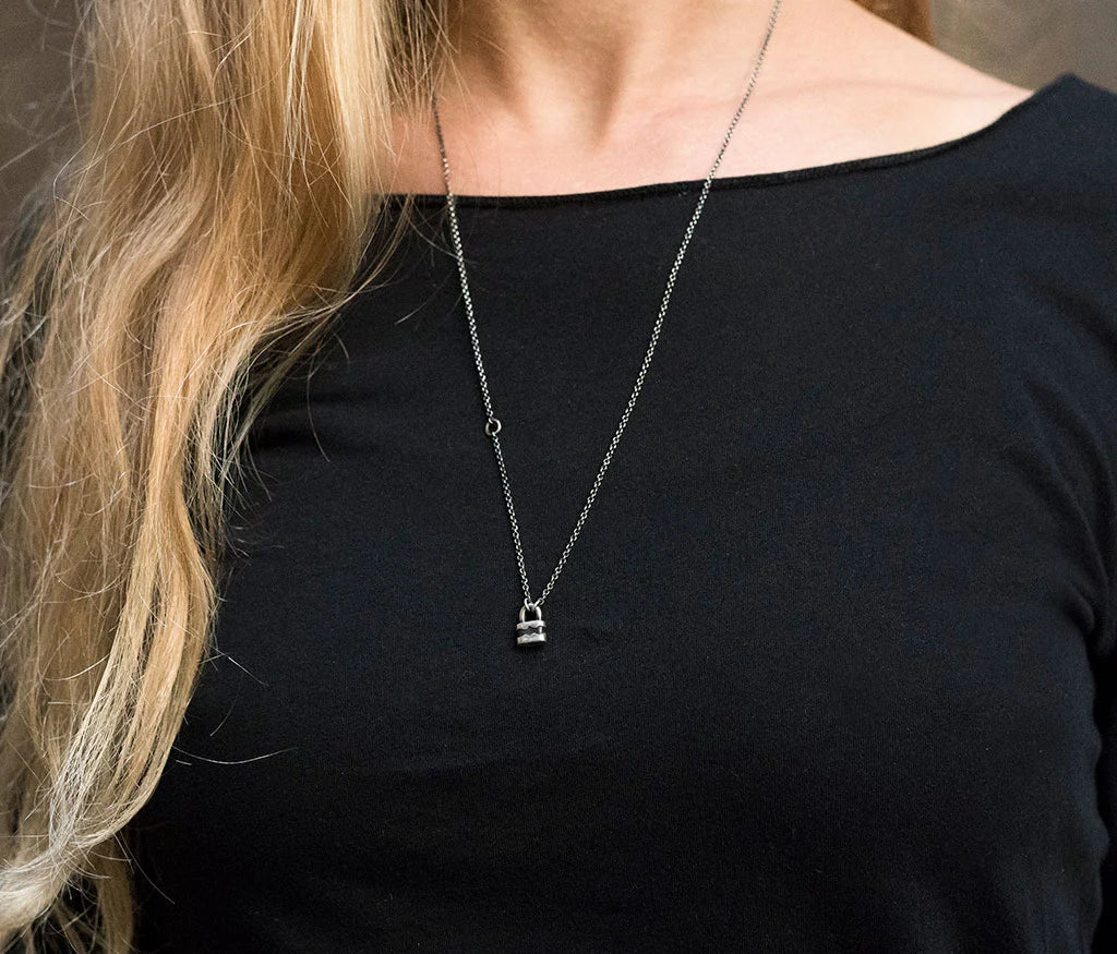 MINI LOCK NECKLACE