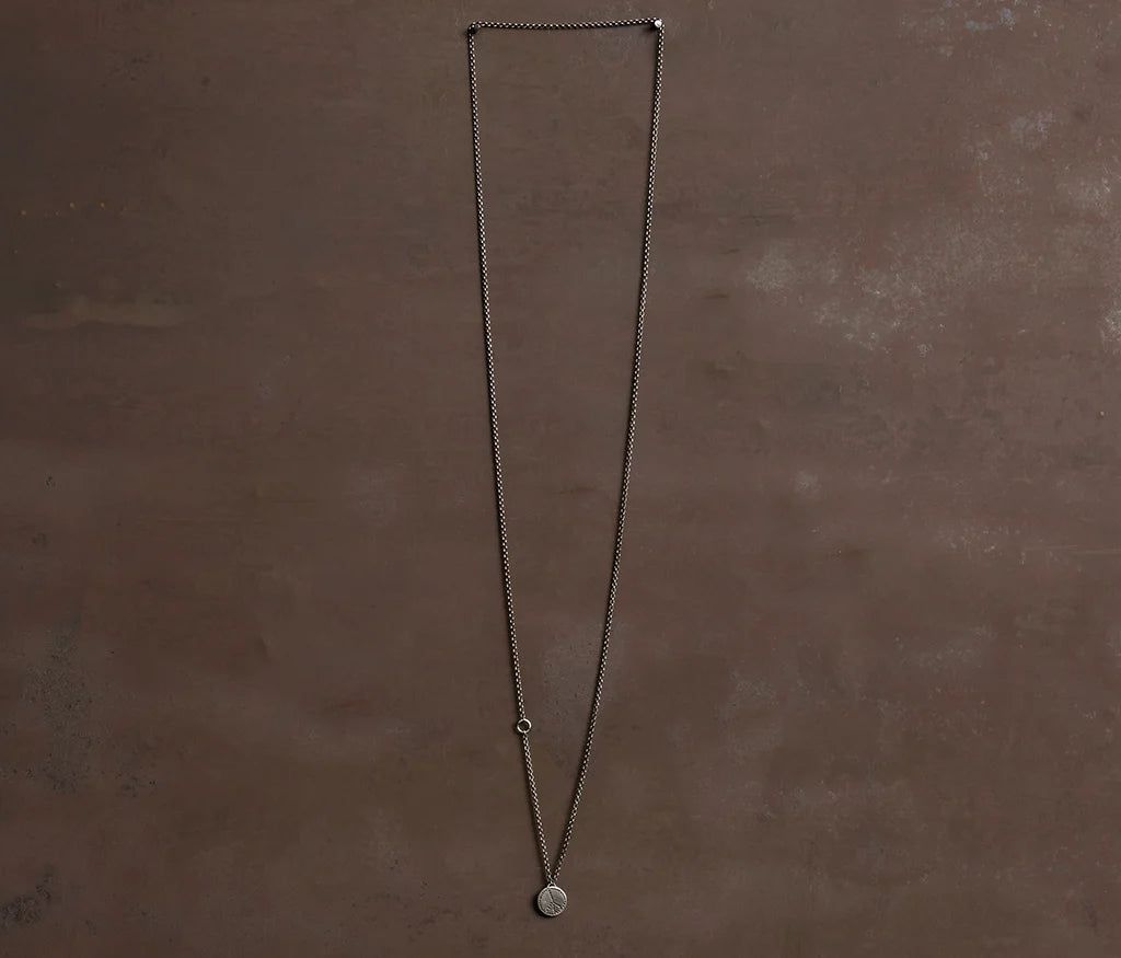 MINI PEACE SIGN NECKLACE